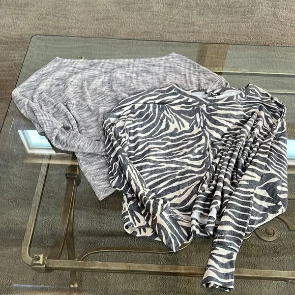 Express tops - Picture 1 of 3